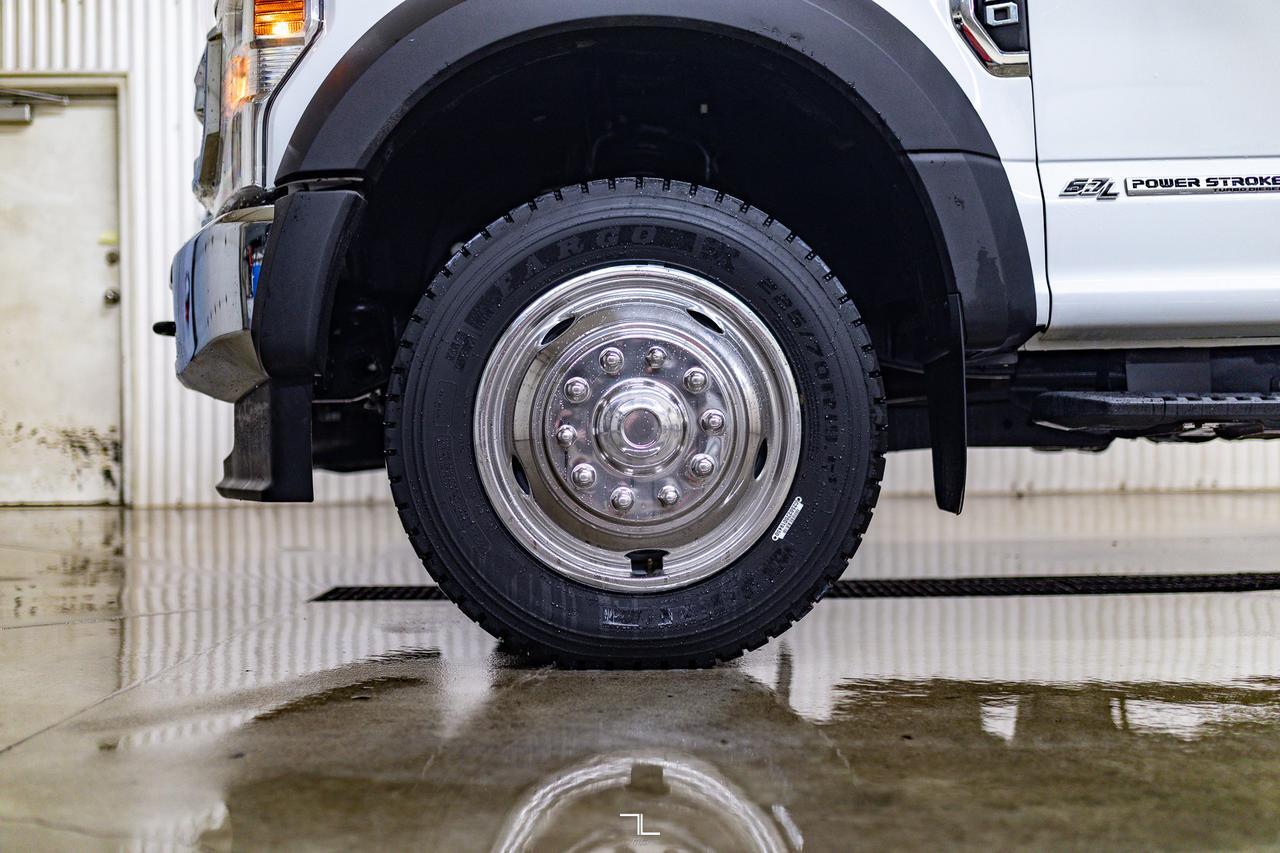 2022 Ford F-550 4x4 Crew Cab XLT Dually Deck Diesel Red Deer AB