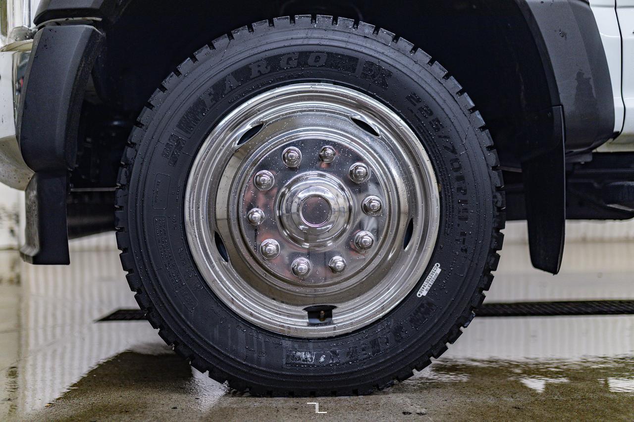 2022 Ford F-550 4x4 Crew Cab XLT Dually Deck Diesel Red Deer AB