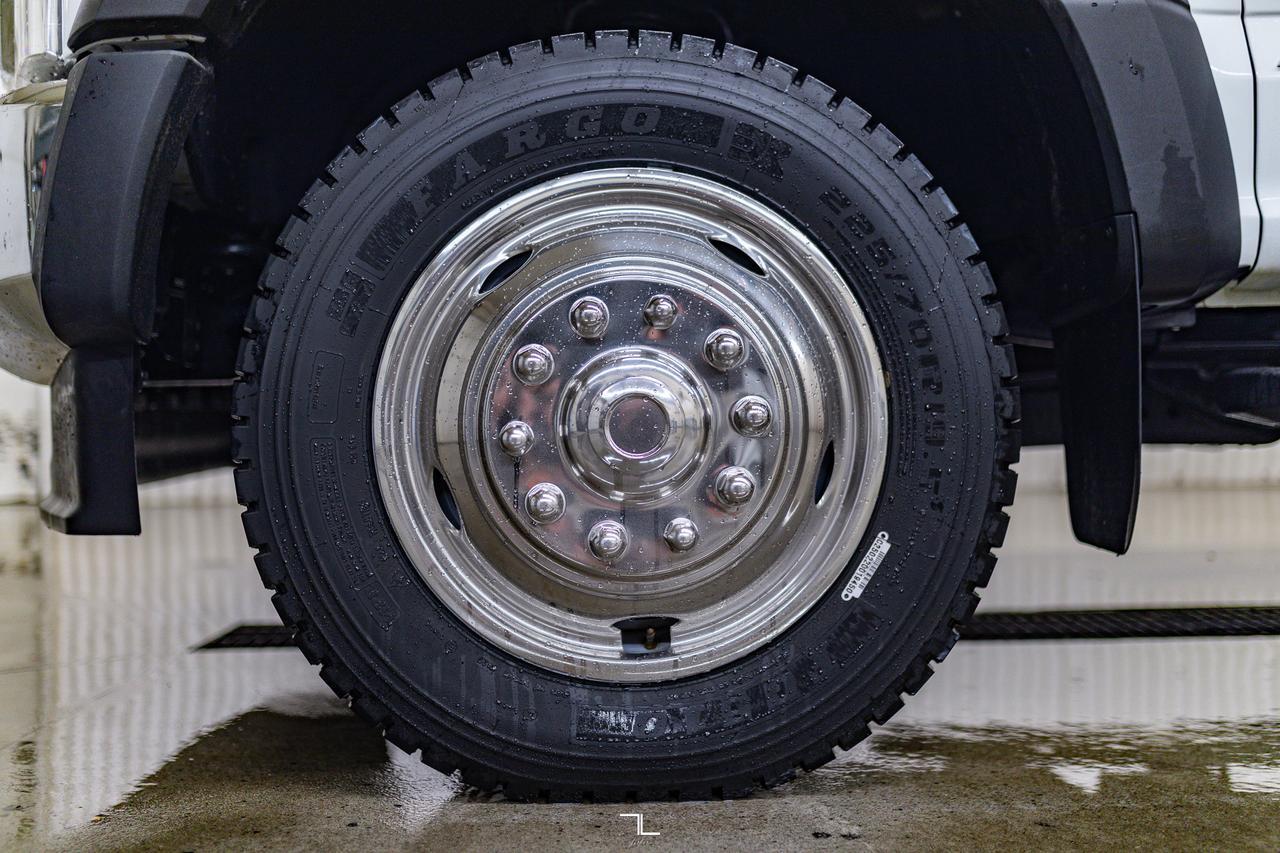 2022 Ford F-550 4x4 Crew Cab XLT Dually Deck Diesel Red Deer AB