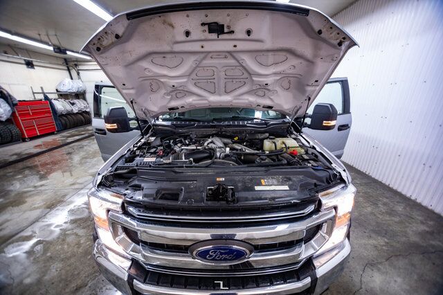 2022 Ford F-550 4x4 Crew Cab XLT Dually Deck Diesel Red Deer AB