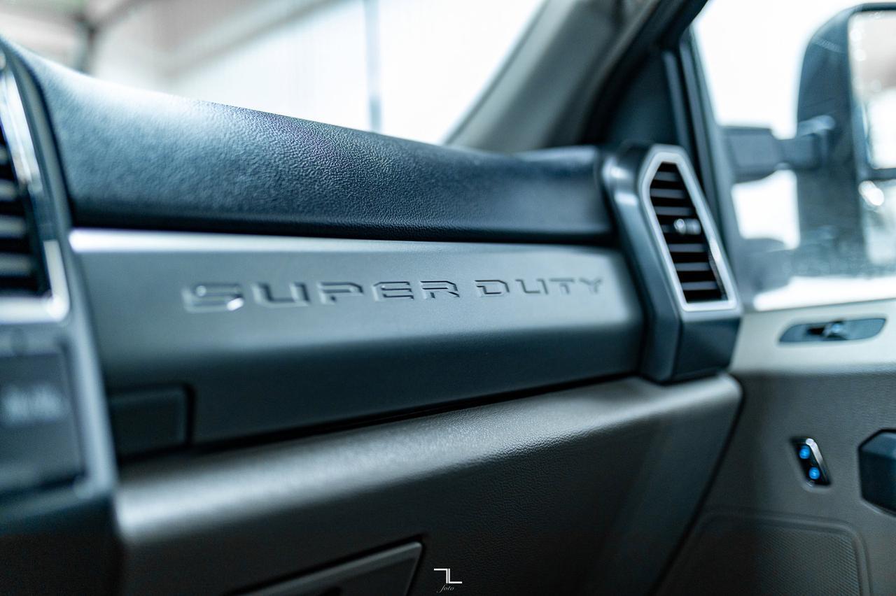 2022 Ford F-550 4x4 Crew Cab XLT Dually Deck Diesel Red Deer AB