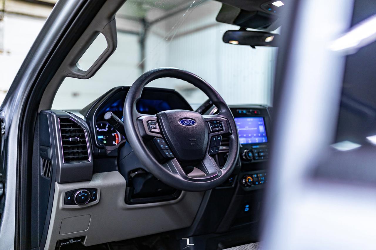 2022 Ford F-550 4x4 Crew Cab XLT Dually Deck Diesel Red Deer AB