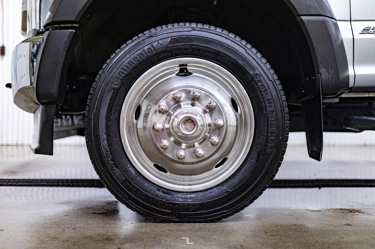 2022 Ford F-550 4x4 Crew Cab XLT Dually Deck Diesel Red Deer AB