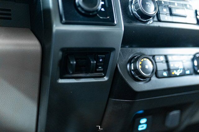 2022 Ford F-550 4x4 Crew Cab XLT Dually Deck Diesel Red Deer AB