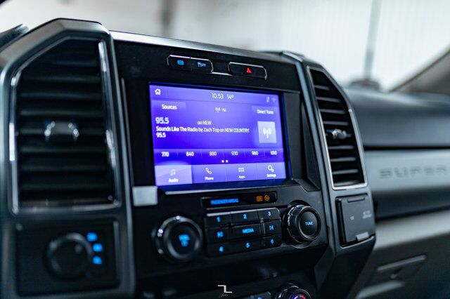 2022 Ford F-550 4x4 Crew Cab XLT Dually Deck Diesel Red Deer AB