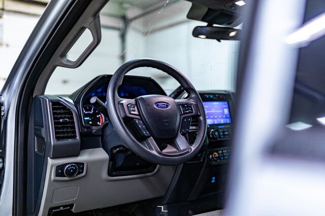 2022 Ford F-550 4x4 Crew Cab XLT Dually Deck Diesel Red Deer AB