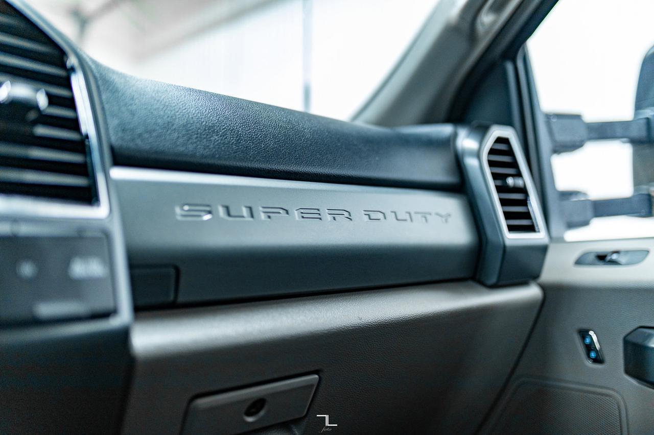 2022 Ford F-550 4x4 Super Cab XLT Dually Deck Red Deer AB