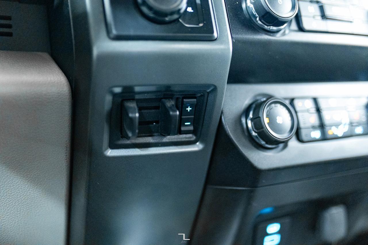 2022 Ford F-550 4x4 Super Cab XLT Dually Deck Red Deer AB