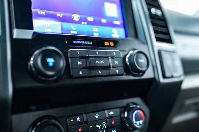 2022 Ford F-550 4x4 Super Cab XLT Dually Deck Red Deer AB