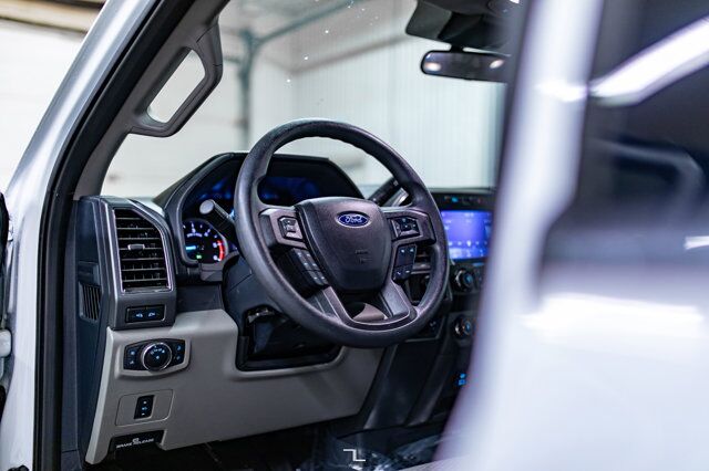 2022 Ford F-550 4x4 Super Cab XLT Dually Deck Red Deer AB