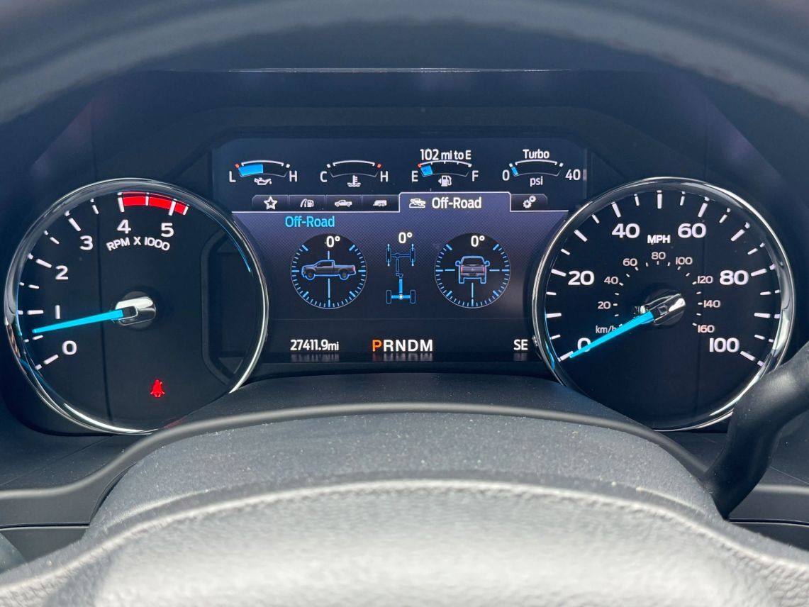 2022 Ford F350 Super Duty Regular Cab XLT Pickup 2D 8 ft