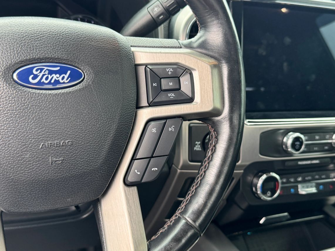 2022 Ford F350 Super Duty Regular Cab XLT Pickup 2D 8 ft