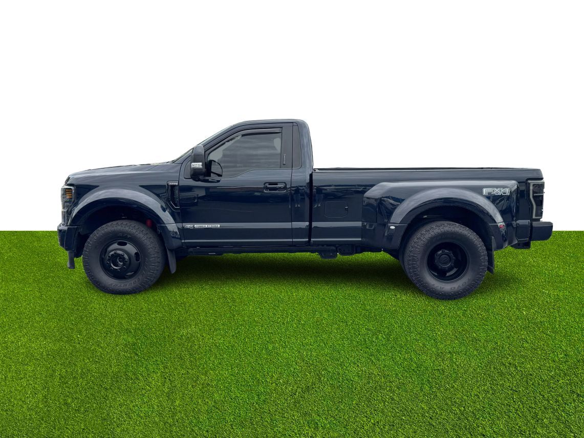 2022 Ford F350 Super Duty Regular Cab XLT Pickup 2D 8 ft