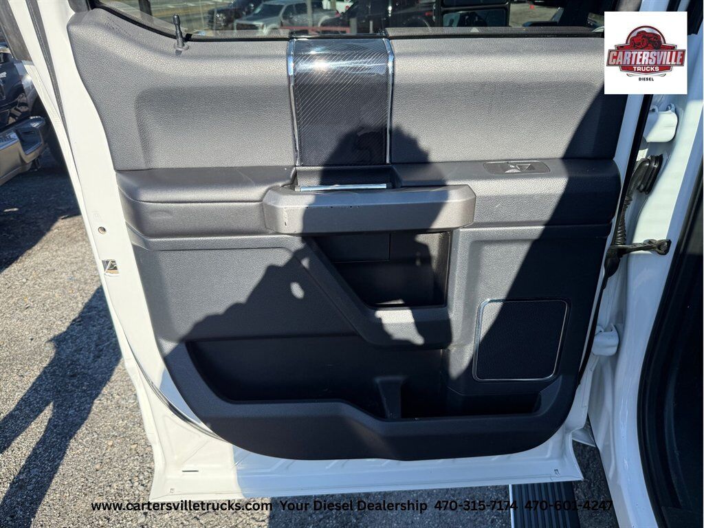 2022 Ford F350sd Platinum FX4 - ULTIMATE - BIG SCREEN - LWB Cartersville GA