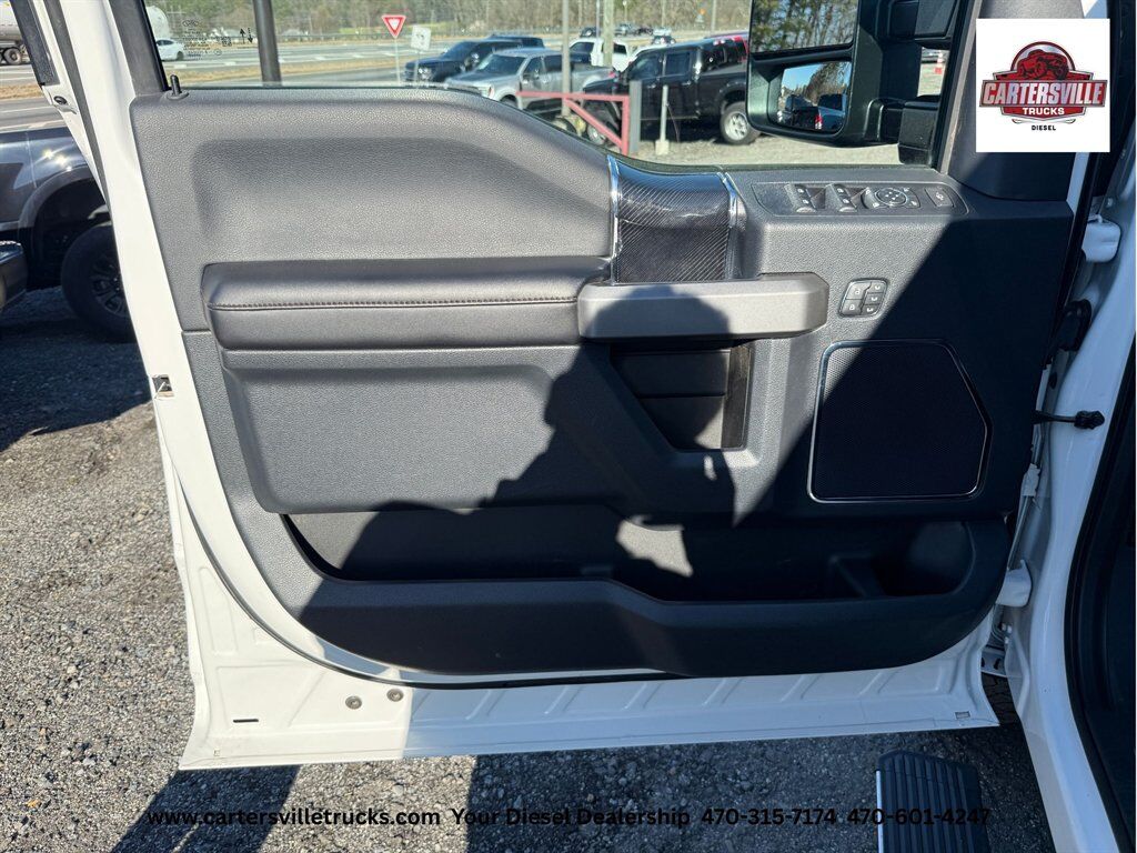 2022 Ford F350sd Platinum FX4 - ULTIMATE - BIG SCREEN - LWB Cartersville GA