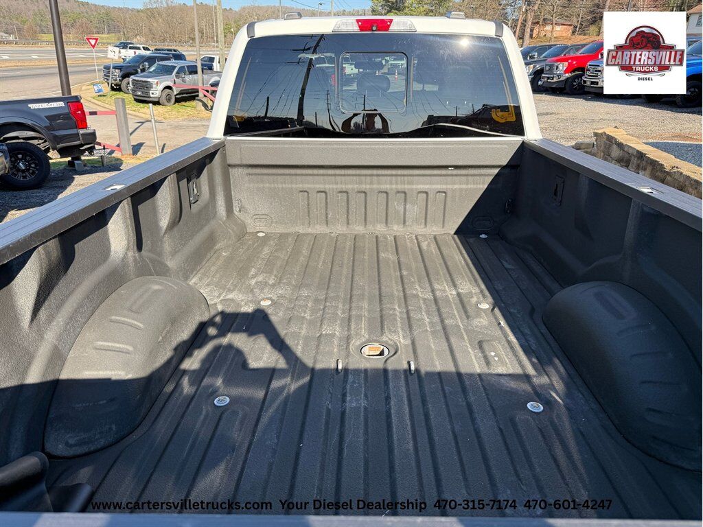2022 Ford F350sd Platinum FX4 - ULTIMATE - BIG SCREEN - LWB Cartersville GA