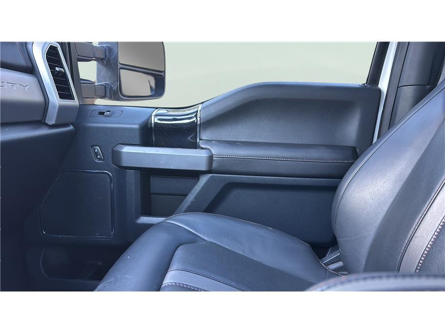 2022 Ford F450 Super Duty Crew Cab Platinum Pickup 4D 8 ft Folsom CA