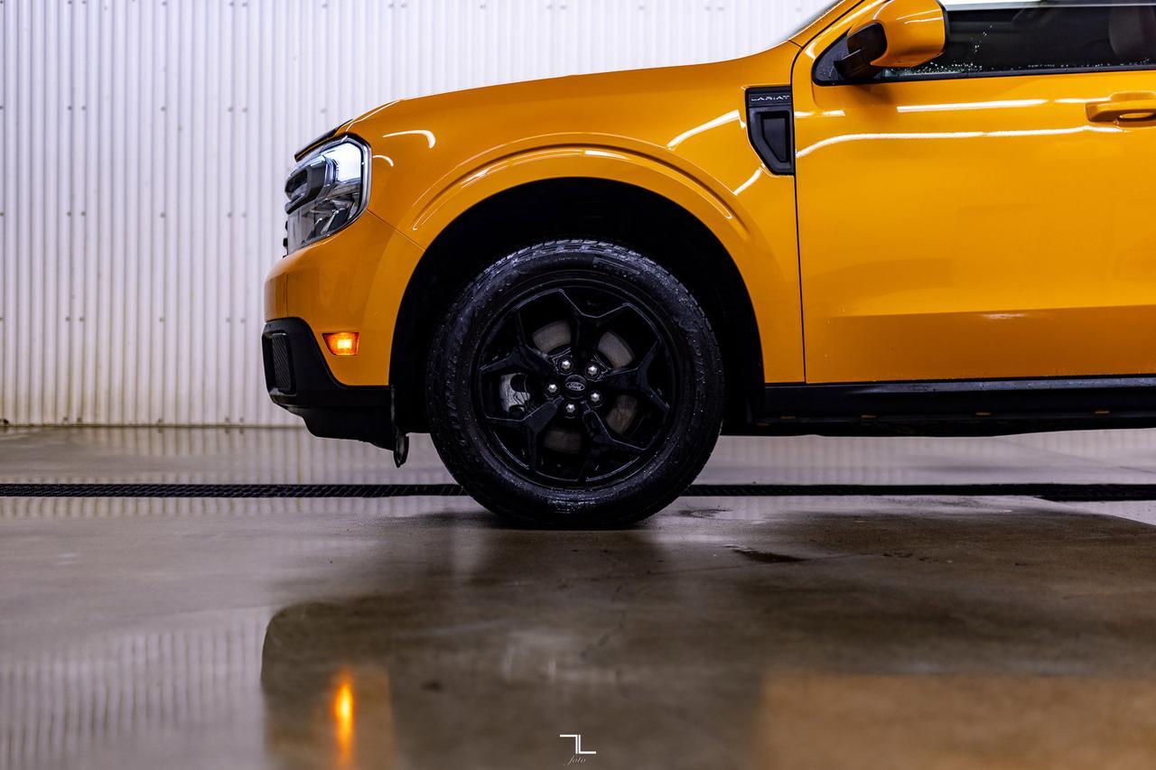 2022 Ford Maverick AWD Crew Cab Lariat FX4 Leather BCam Red Deer AB