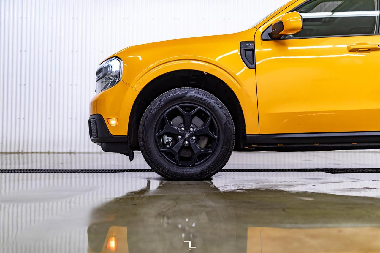 2022 Ford Maverick AWD Super Crew Lariat FX4 Leather BCam Red Deer AB