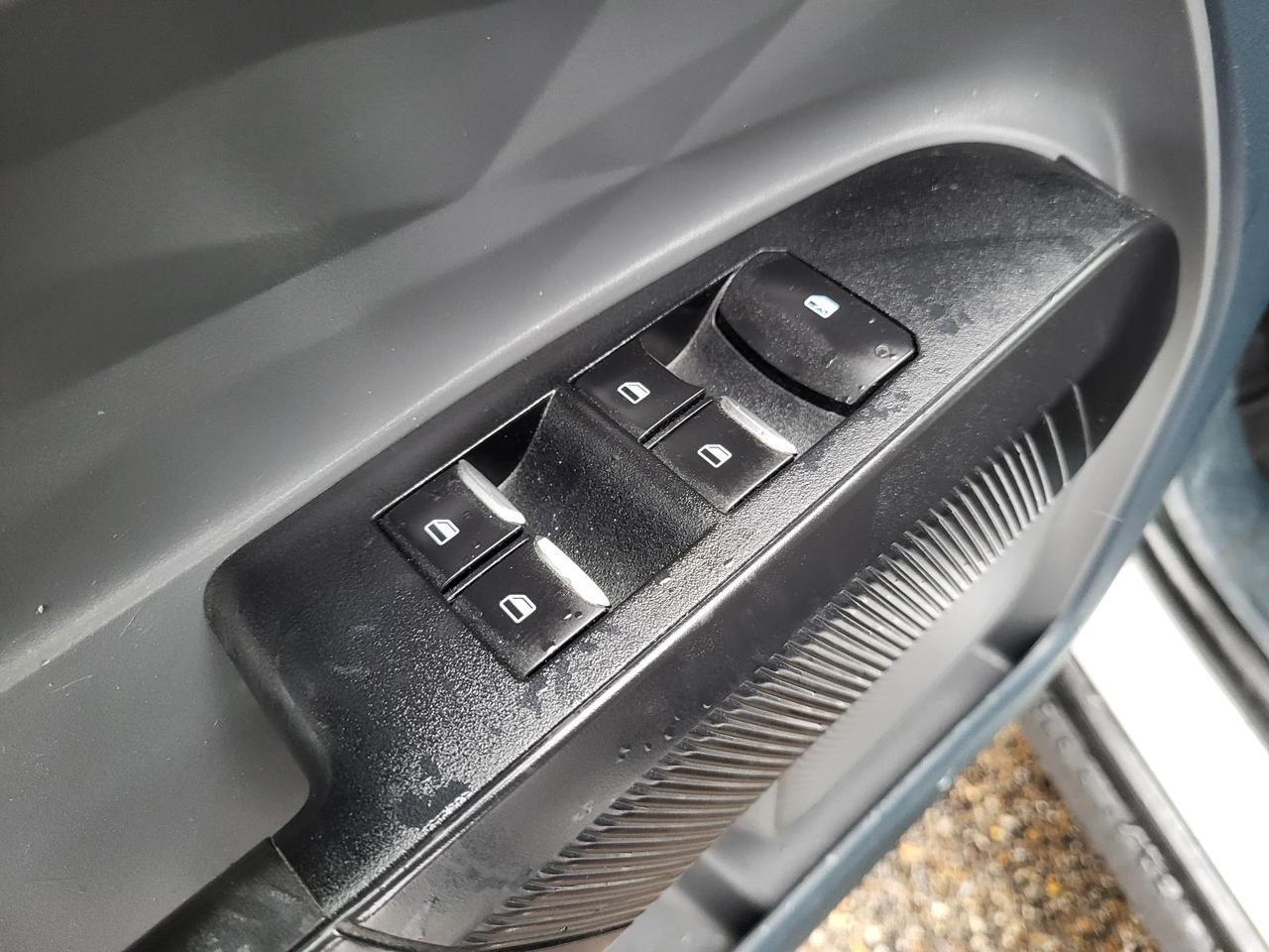 2022 Ford Maverick XL AWD SuperCrew Beeville TX