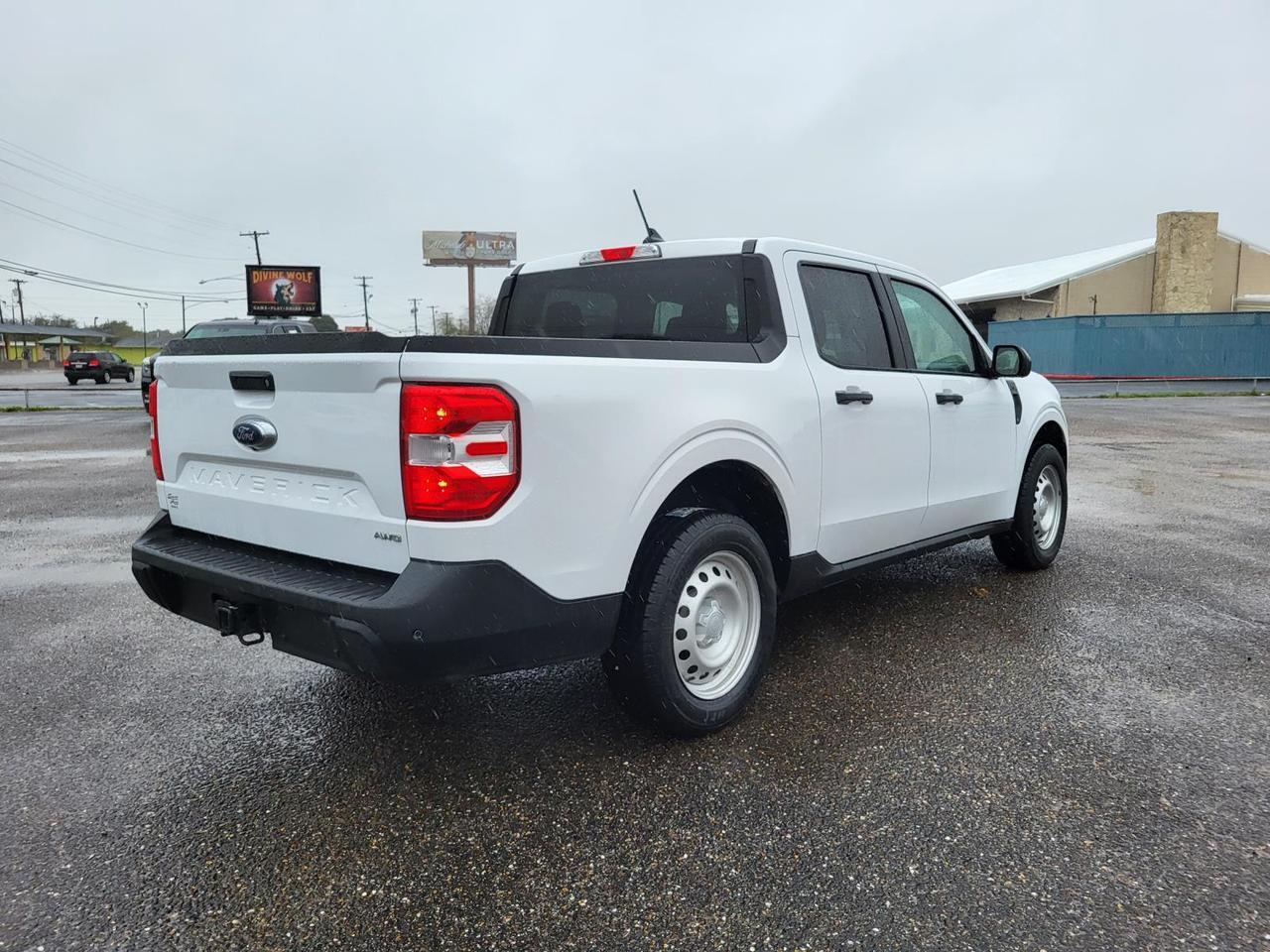 2022 Ford Maverick XL AWD SuperCrew