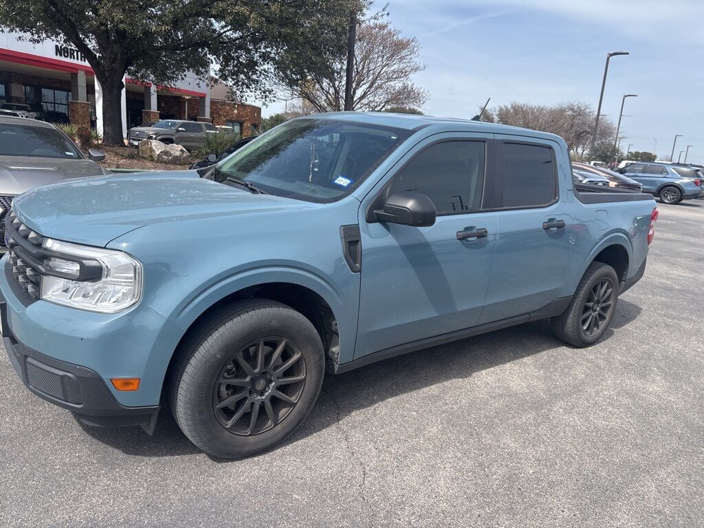 2022 Ford Maverick XL