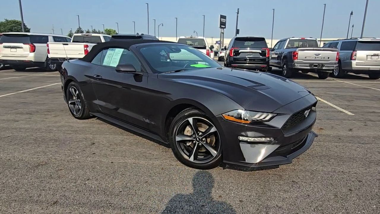 2022 Ford Mustang EcoBoost