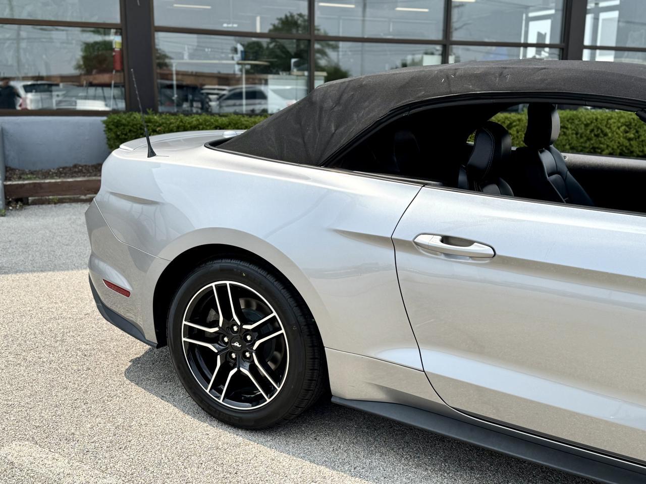 2022 Ford Mustang EcoBoost Premium Elmhurst IL
