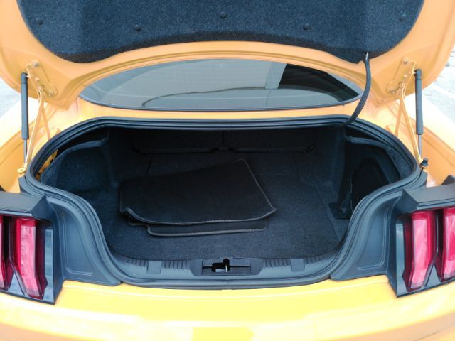 2022 Ford Mustang EcoBoost Premium Fastback Plano TX