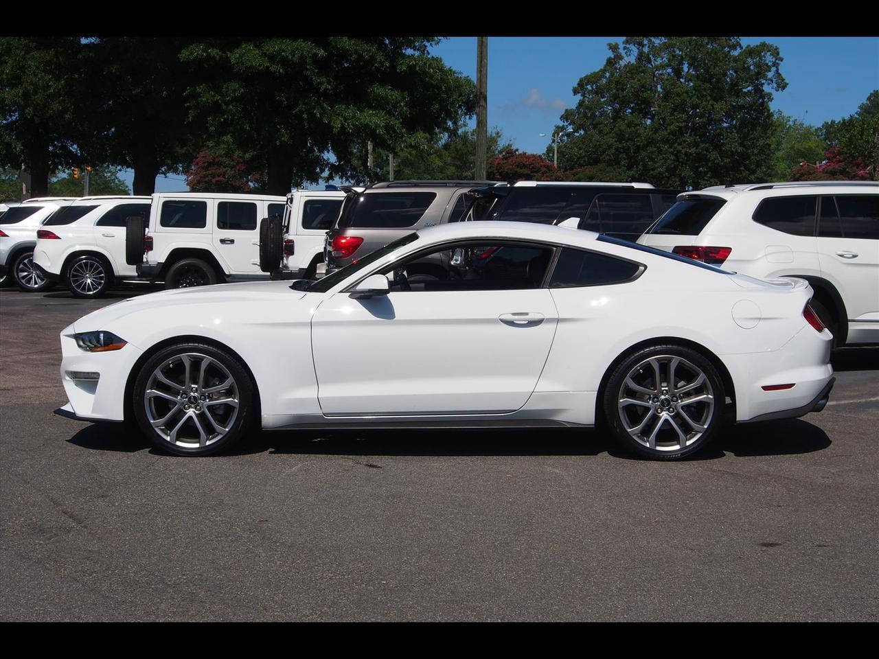 2022 Ford Mustang EcoBoost Premium