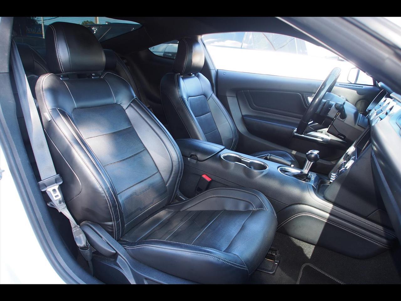2022 Ford Mustang EcoBoost Premium