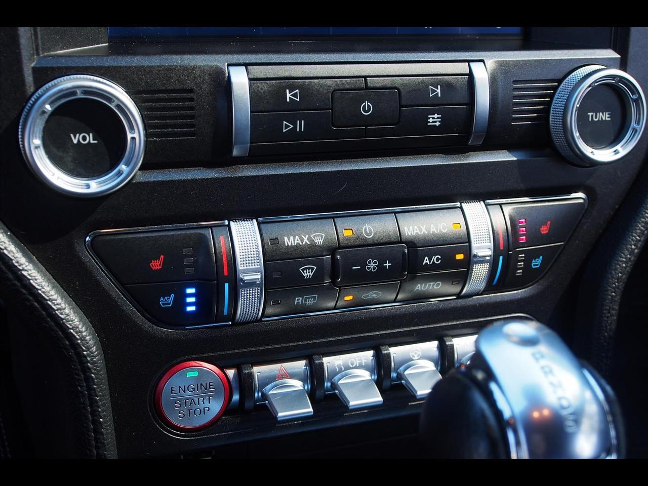 2022 Ford Mustang EcoBoost Premium