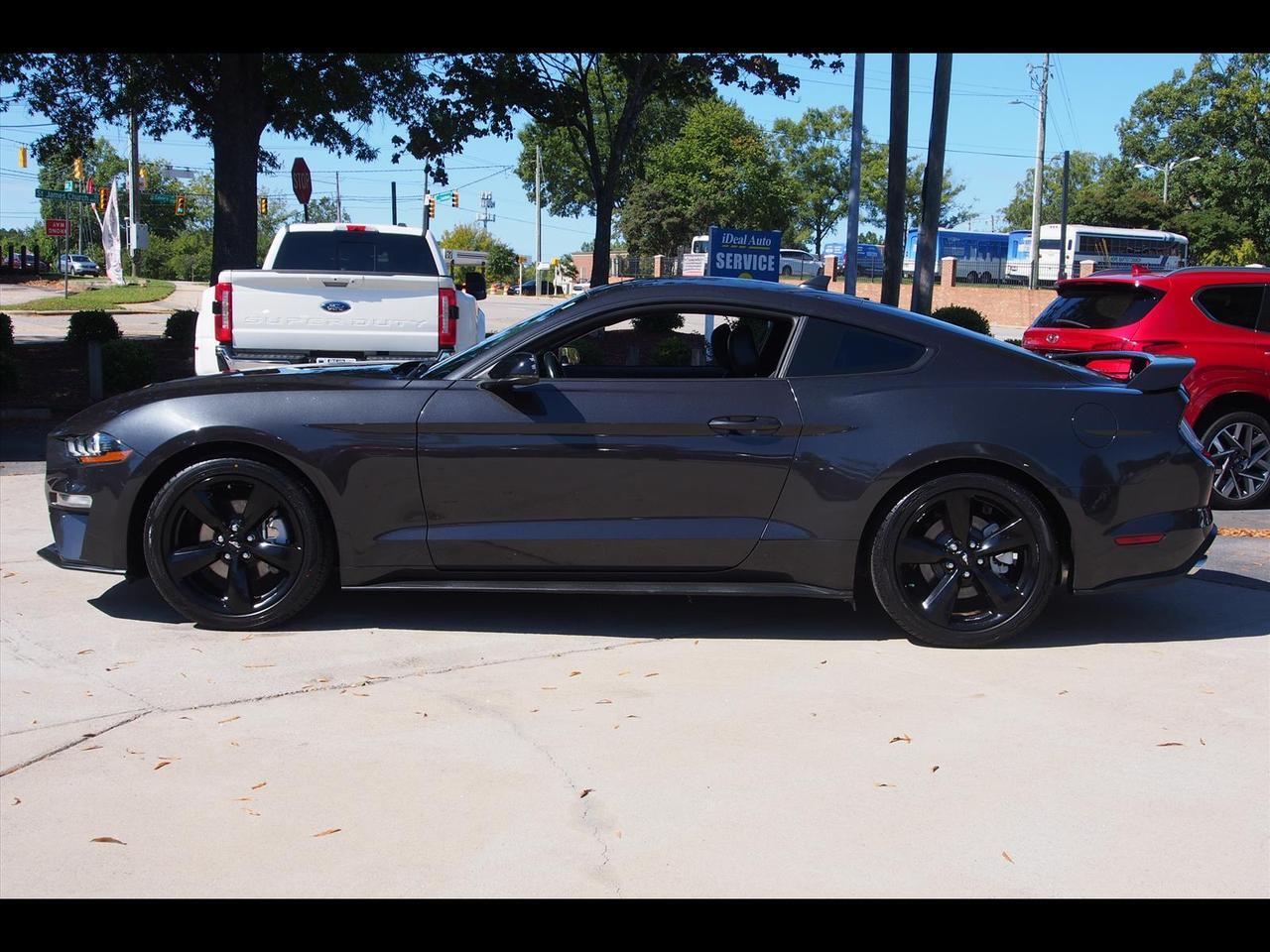 2022 Ford Mustang EcoBoost Premium