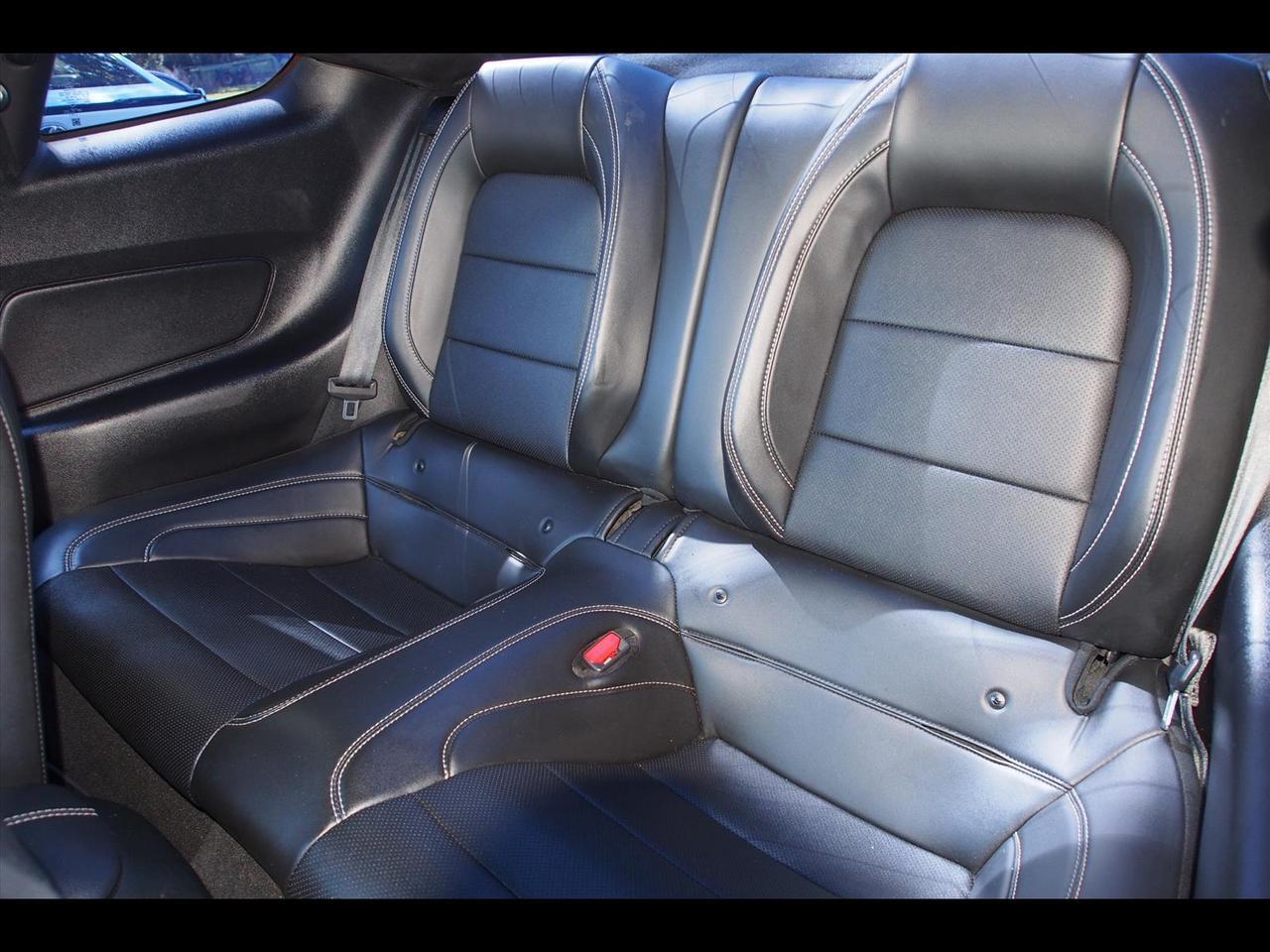 2022 Ford Mustang EcoBoost Premium