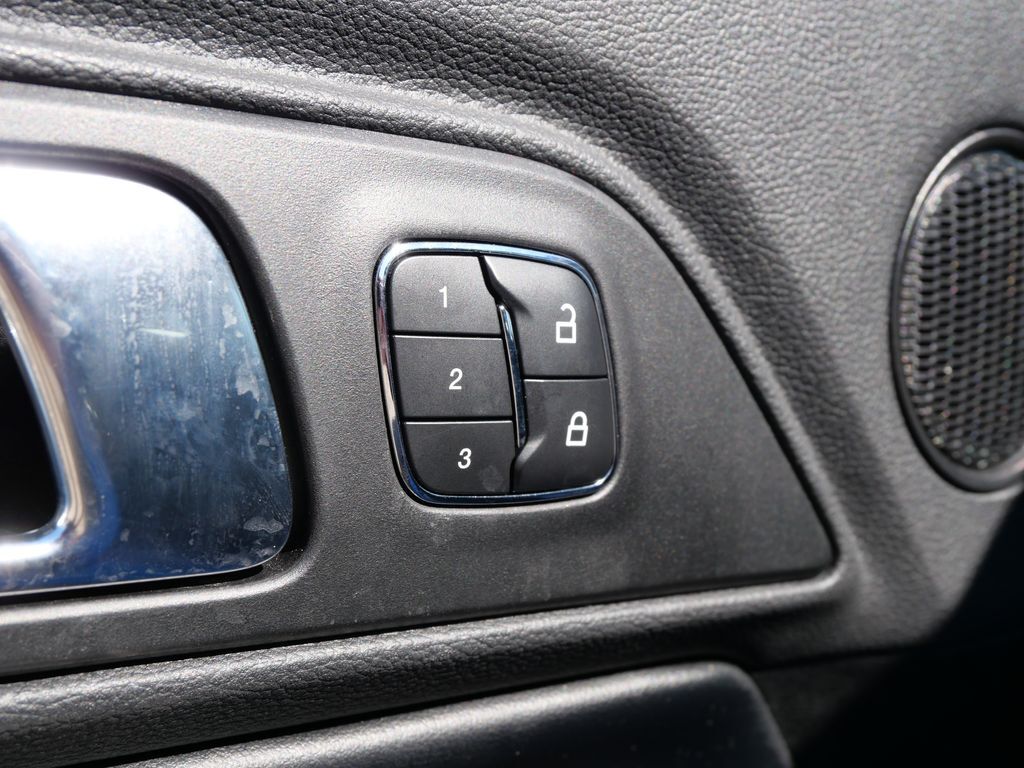 2022 Ford Mustang EcoBoost Premium Mt Pleasant MI