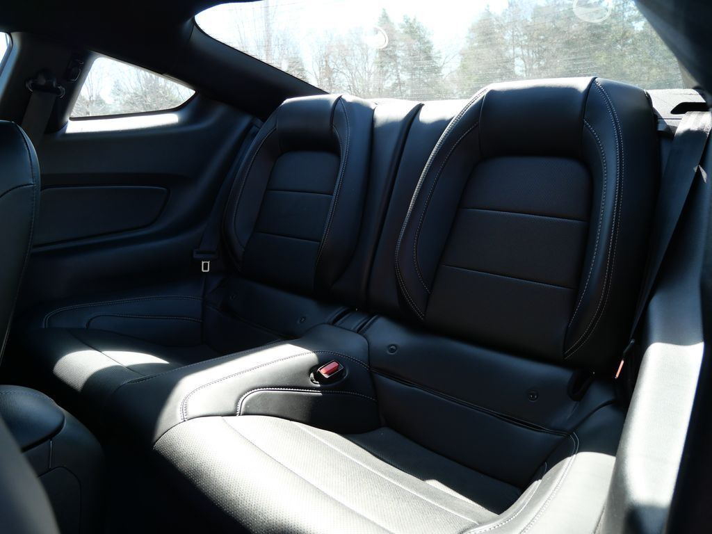 2022 Ford Mustang EcoBoost Premium Mt Pleasant MI