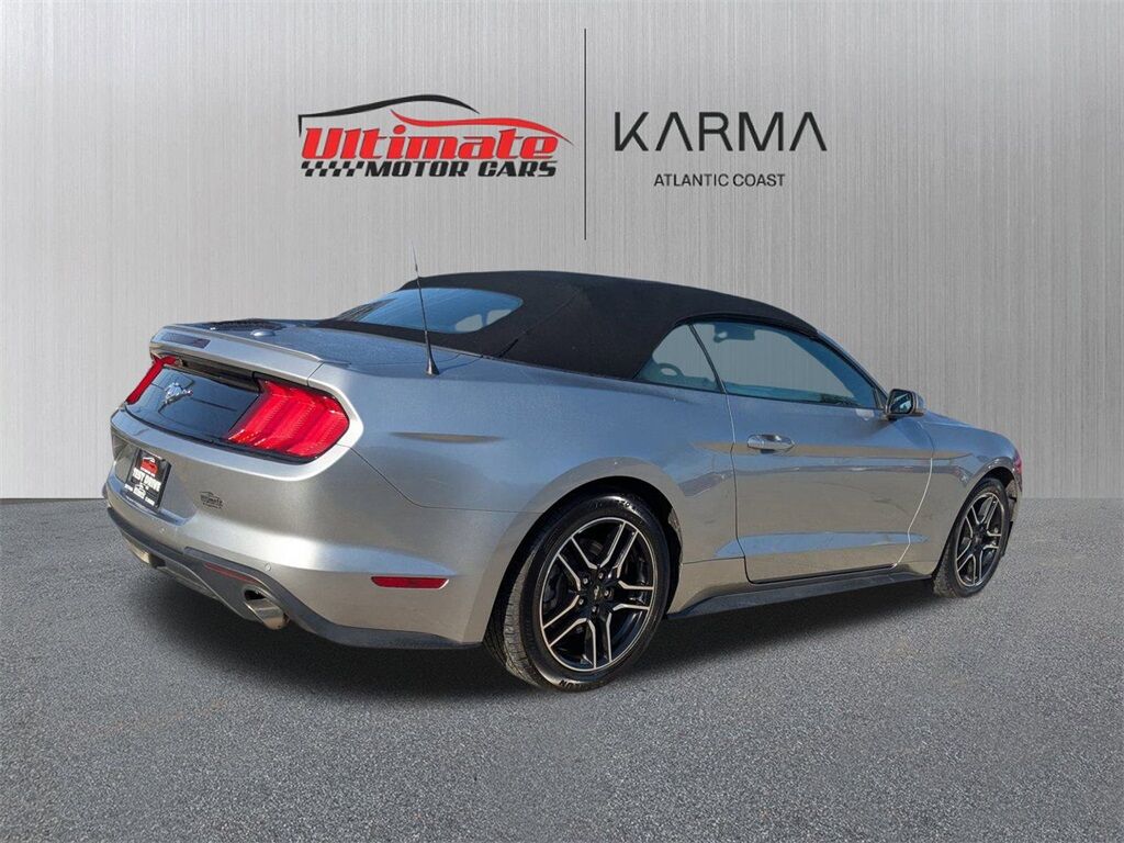 2022 Ford Mustang EcoBoost Premium