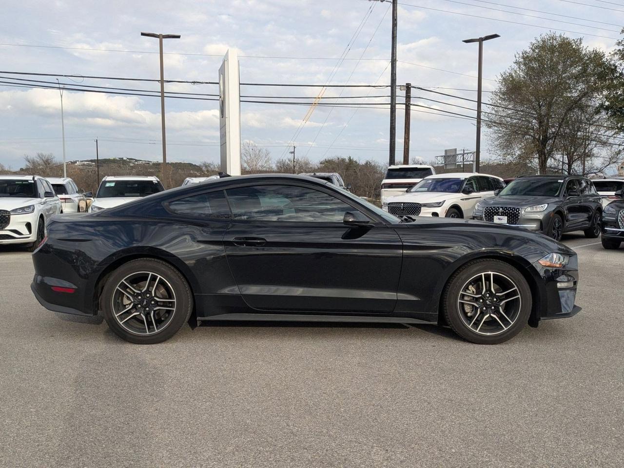 2022 Ford Mustang EcoBoost Premium