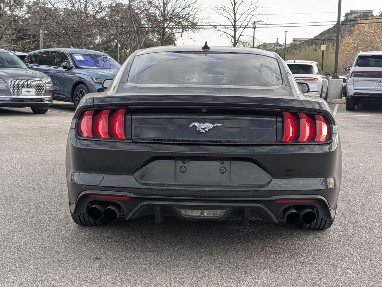2022 Ford Mustang EcoBoost Premium