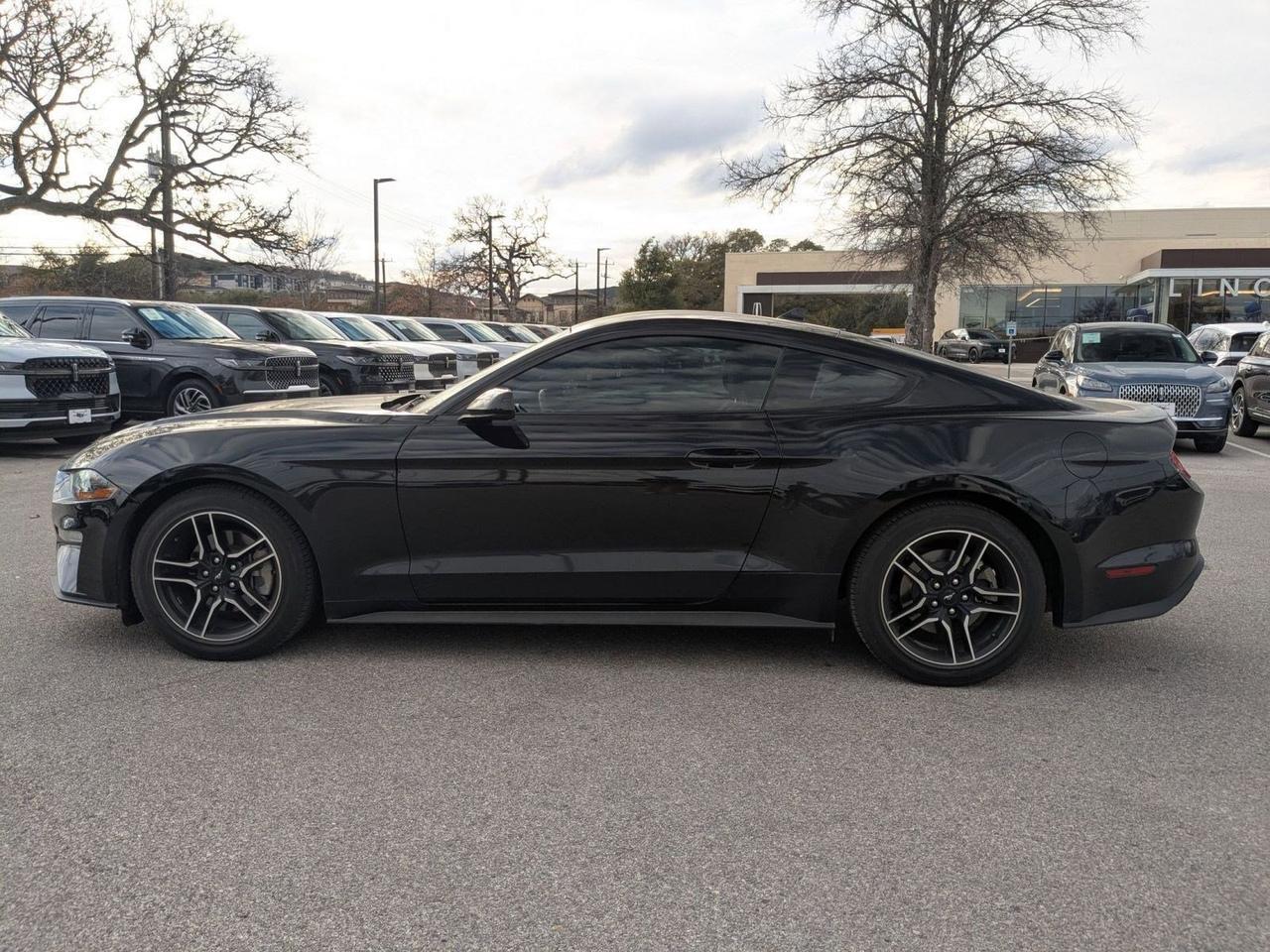 2022 Ford Mustang EcoBoost Premium