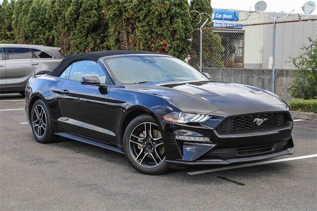 2022 Ford Mustang EcoBoost Premium