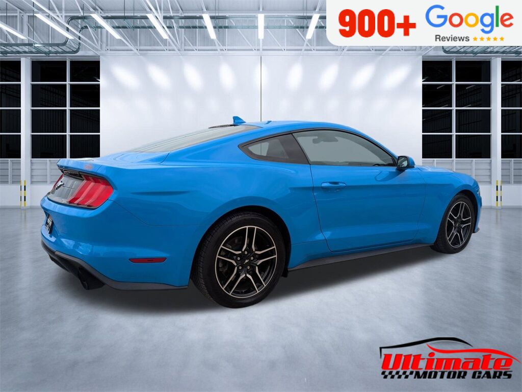 2022 Ford Mustang EcoBoost