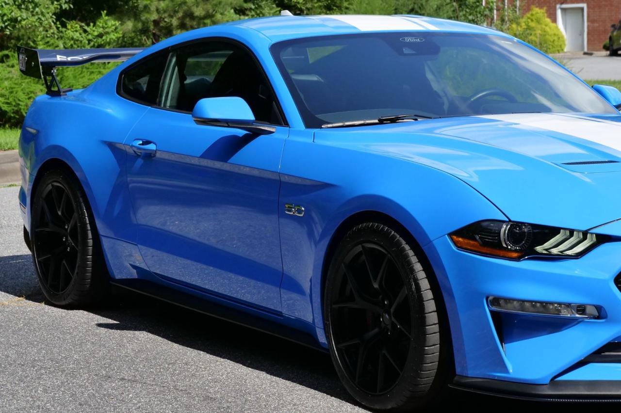 2022 Ford Mustang GT Premium / GT Performance Package / Active Exhaust! Lincolnton NC