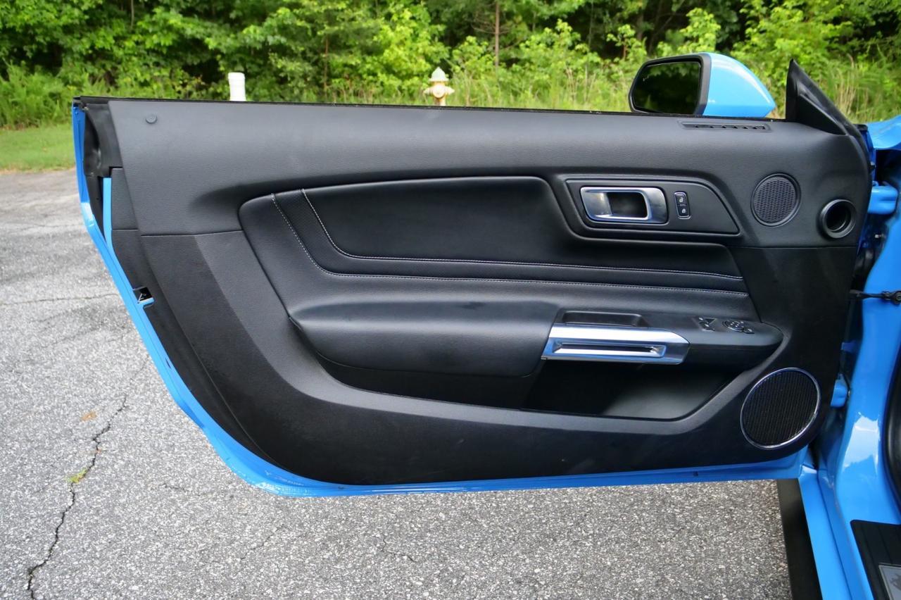 2022 Ford Mustang GT Premium / GT Performance Package / Active Exhaust! Lincolnton NC