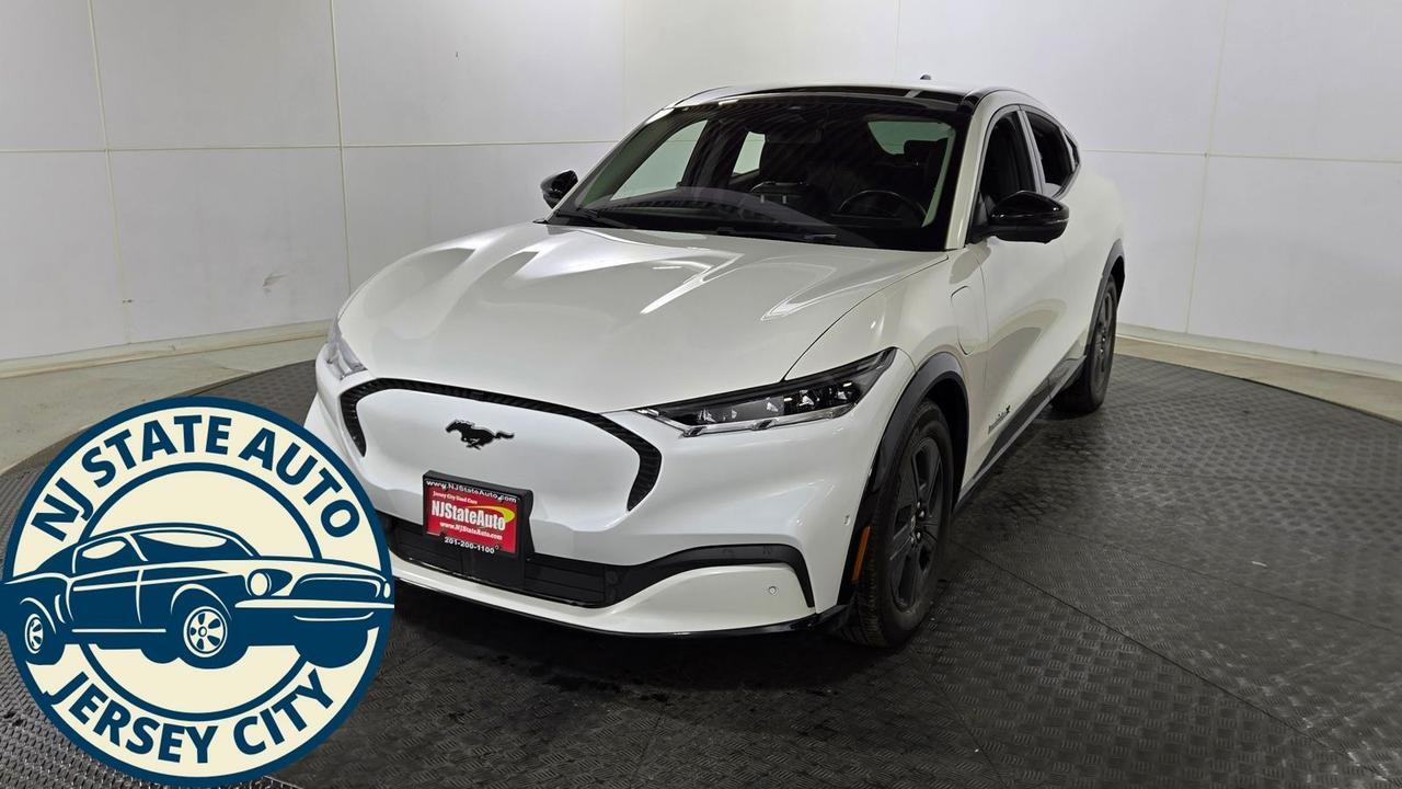 2022 Ford Mustang Mach-E California Route 1