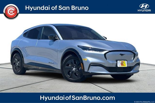2022 Ford Mustang Mach-E California Route 1
