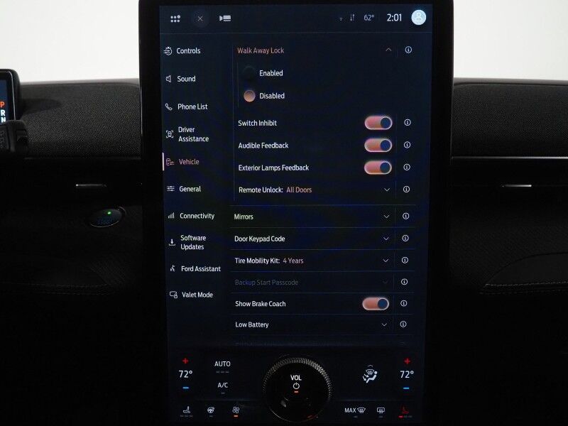 2022 Ford Mustang Mach-E Premium *EXTENDED RANGE BATTERY, PANORAMA GLASS ROOF, BLUECRUISE, NAVIGATION, DIGITAL COCKPIT, SAFETY ALERTS, 360 CAMERAS, HEATED SEATS/STEERING, WIRELESS CHARGING, BANG & OLUFSEN, ANDROID & APPLE Round Rock TX