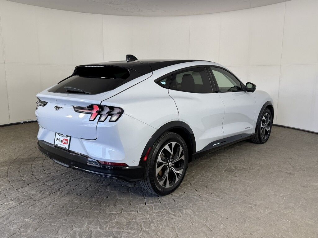 2022 Ford Mustang Mach-E Premium Maumee OH