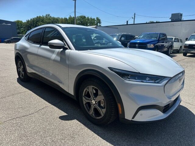 2022 Ford Mustang Mach-E Select Cleveland OH