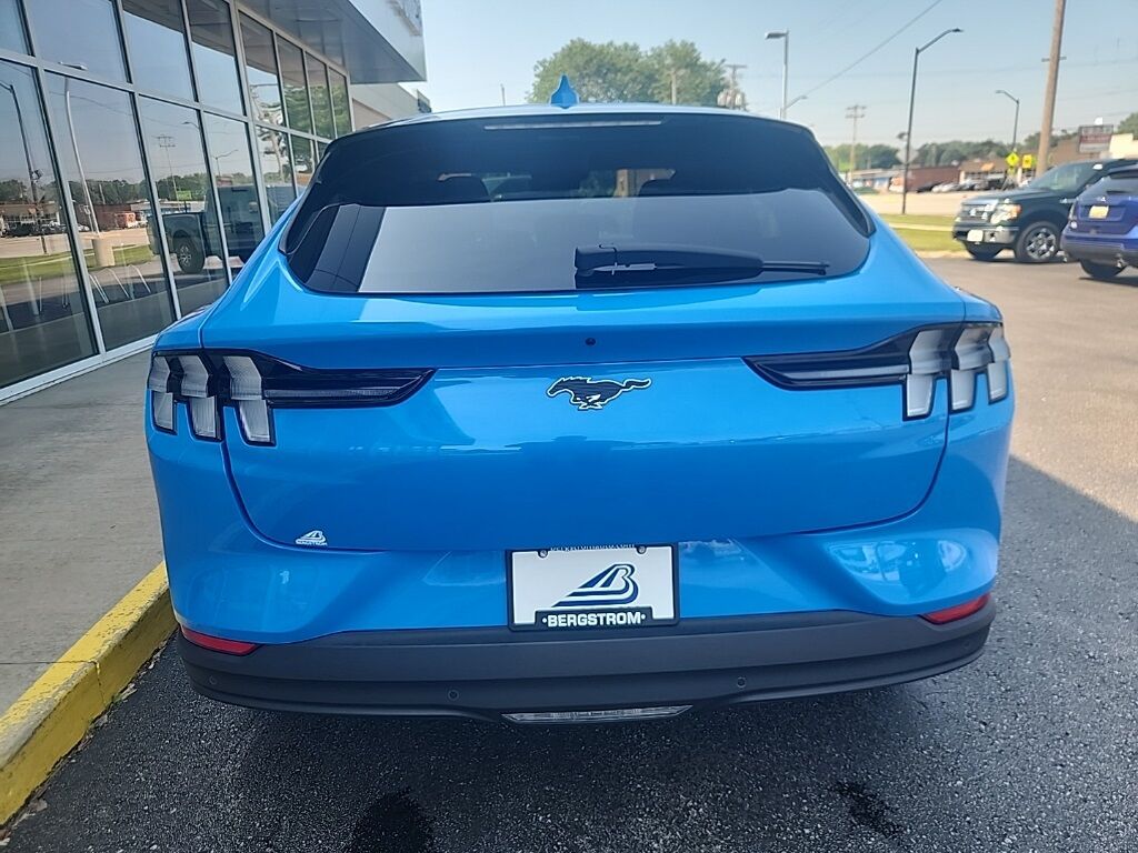 2022 Ford Mustang Mach-E Select Green Bay WI